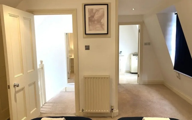 CP Grand Kensington House