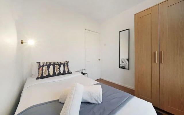Dagenham Gardens