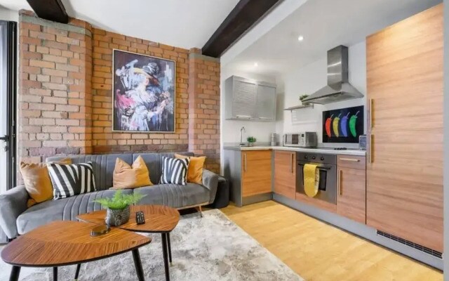Host Apartments Queen Square Apartment