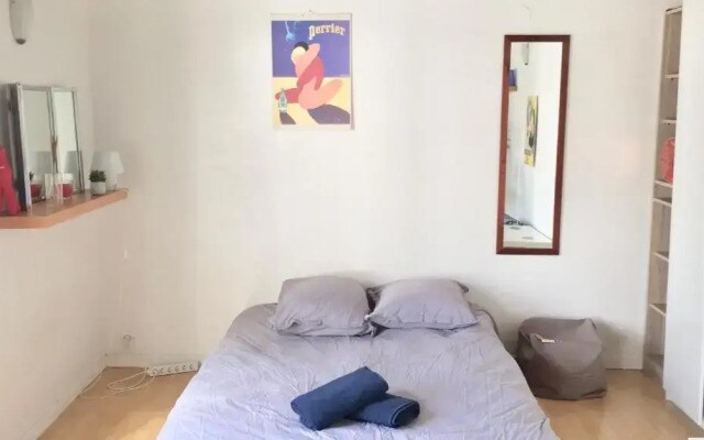 Cosy 25 Sqm Studio in Heart of Paris (Adults Only)