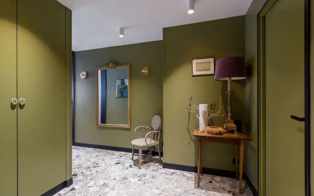 Bois de Boulogne Retreat