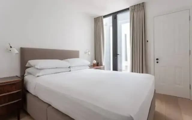 Kildare Gardens by Onefinestay