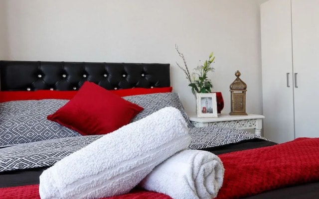 Barking Guest House