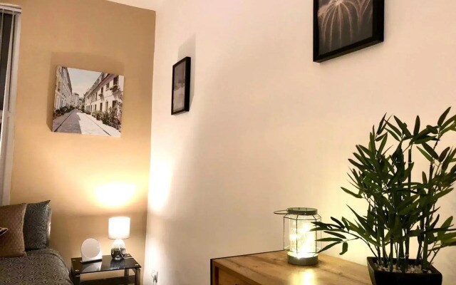 BELMONT Apartments