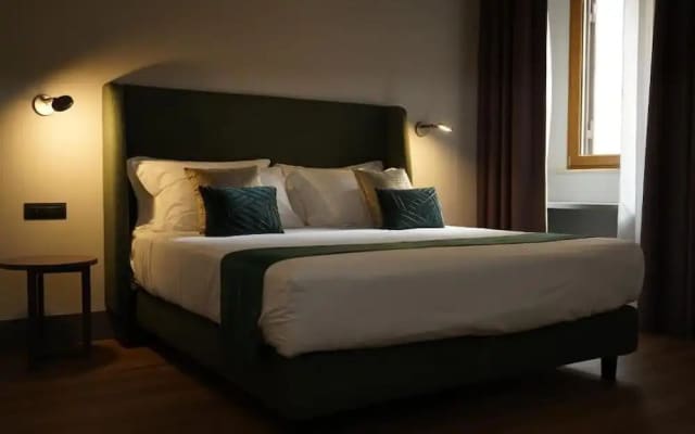Castel Sant Angelo Luxury Rooms & Tour