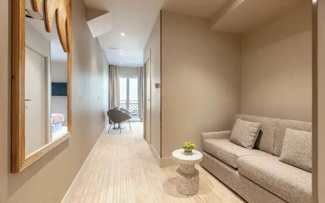 Suites FL by Sweett