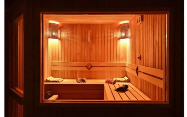 Senatus Hotel - Special Class