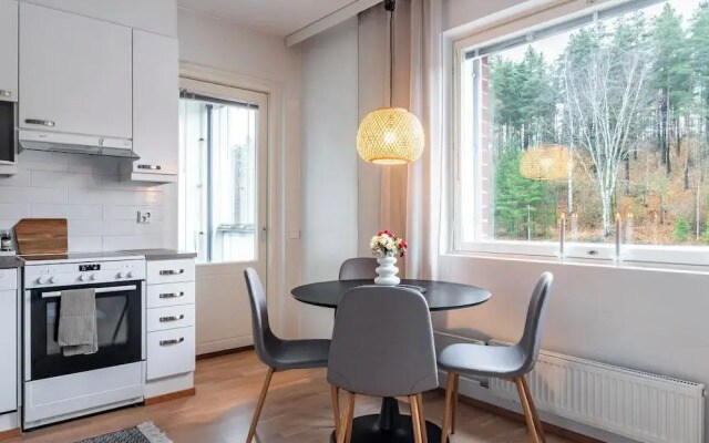 Apartments with Sauna, Balcony & Free Parking