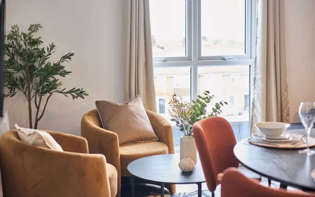 Host Stay 10 Queens Court