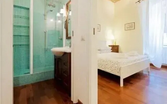 Interno 2