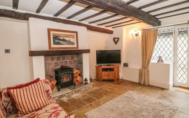 Laburnum Cottage