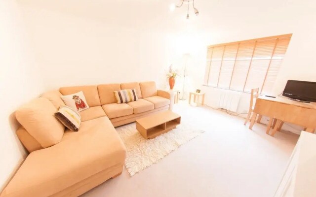 Cozy 1-bed Flat for 2 in Chelsea