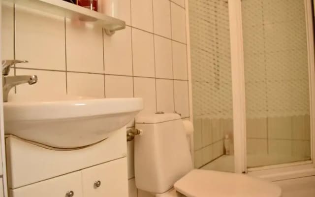 Charming Studio Apartment in Kensington