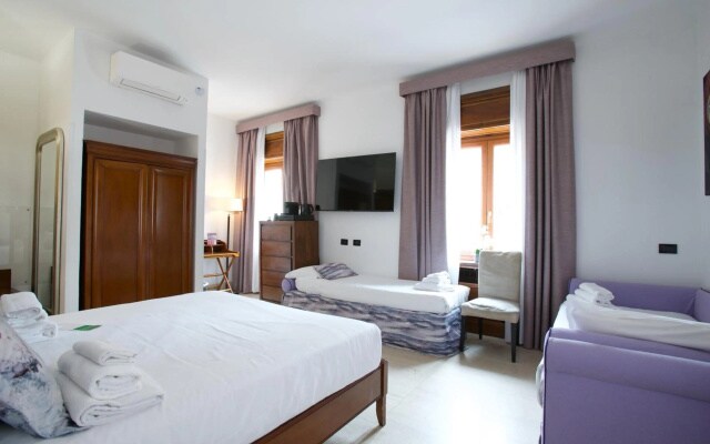 St. Peter' Six Rooms & Suites