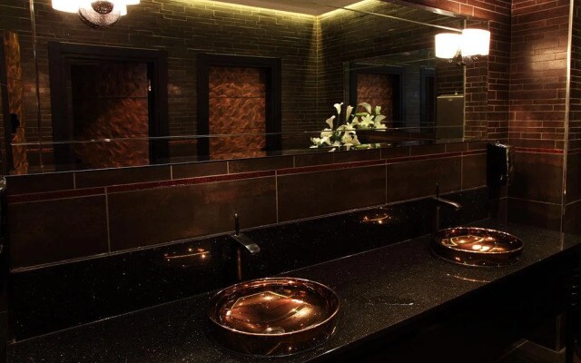 Tuzla Town Hotel