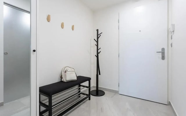 Yellow apartment with PARKING