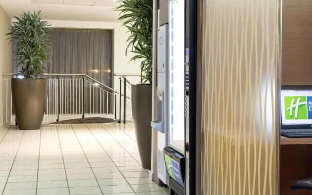 Holiday Inn Express London - Limehouse by IHG