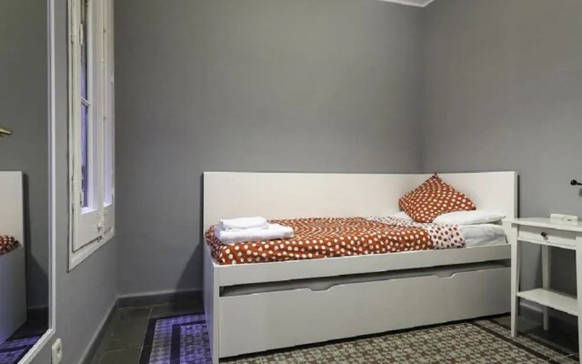 Rambla Paris Apartment