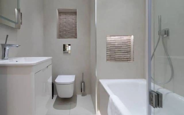 2 Bedroom Flat In Kilburn