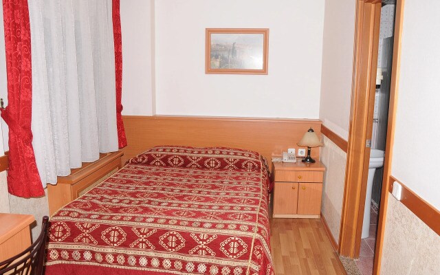 Seher Hotel