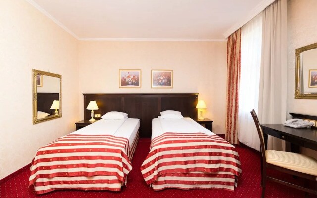 Gertrude Hotel