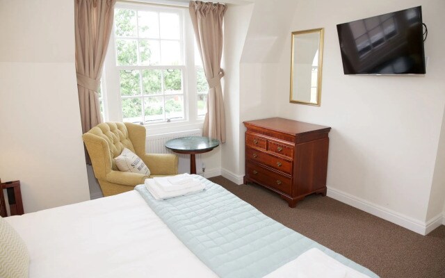 The Captain Cook Hotel