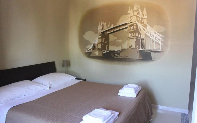 Metropolis Rooms&Services