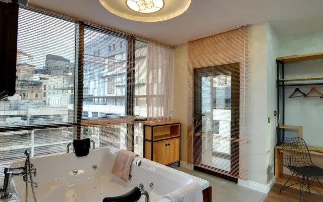 Arcadia Suit Taksim