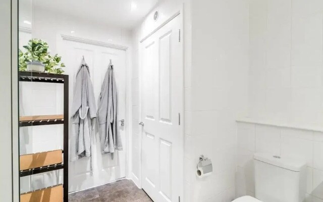 Modern 1 Bedroom Flat in Chelsea