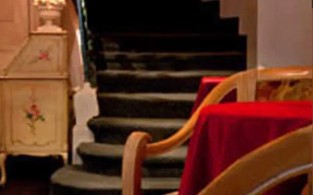 Grand Tonic Hôtel & SPA Paris