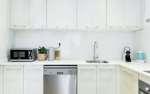 4bedroom apartment with a balcony in Las Ramblas 1 2