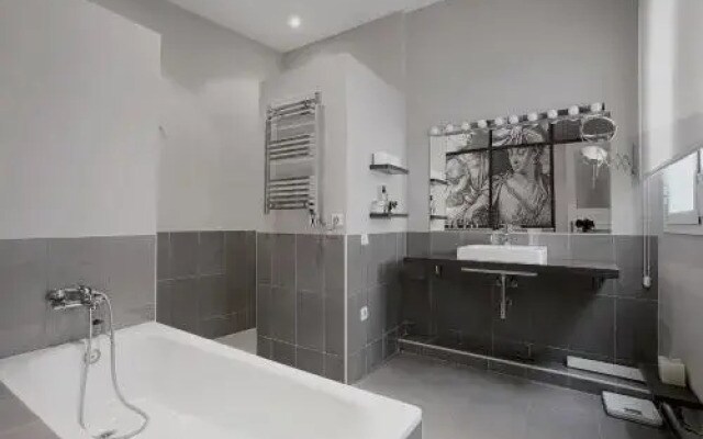 Genteel Home Huertas
