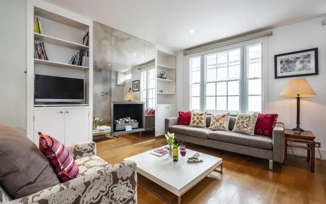 The Stunning Kenway Road House - AJE