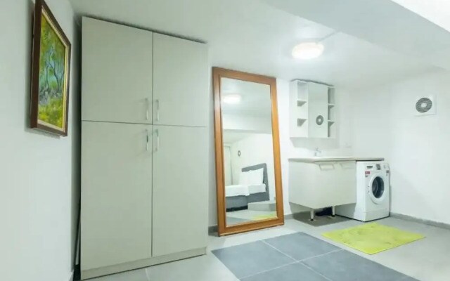 Amazing Flat With Stylish Interior in Beyoglu