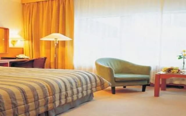 hotelImage