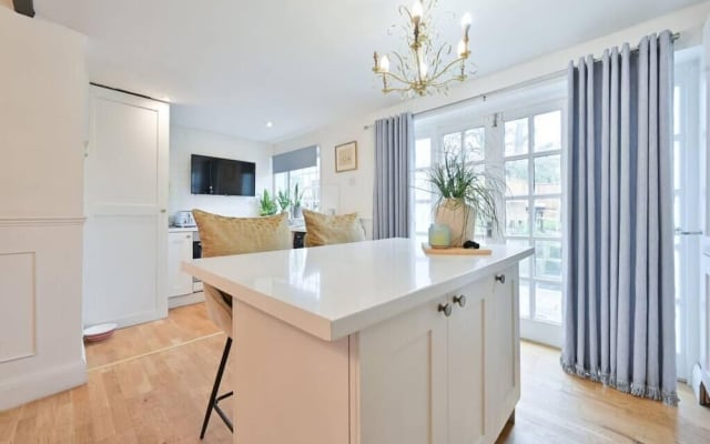 Bushey B&B