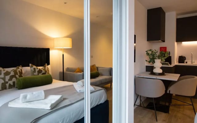 Elegant Manchester Studio