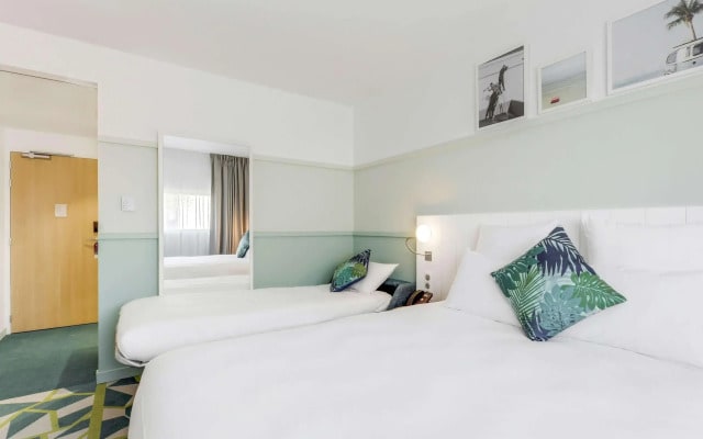 Отель Mercure Paris Orly Airport