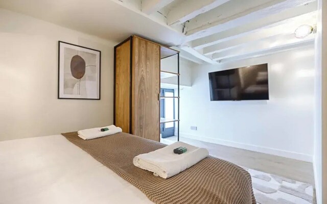 Superb Air-conditioned Duplex Bastille Le Marais