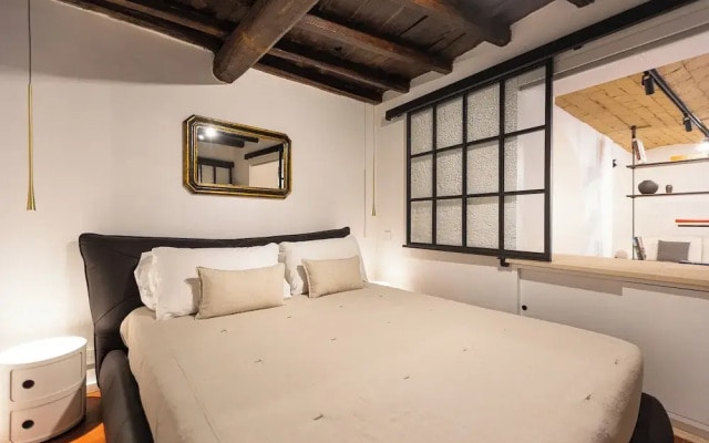 Rental in Rome Pantheon by Agrippa Suite Apartment