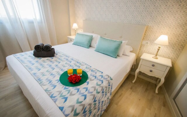 Holidays2Malaga Suites