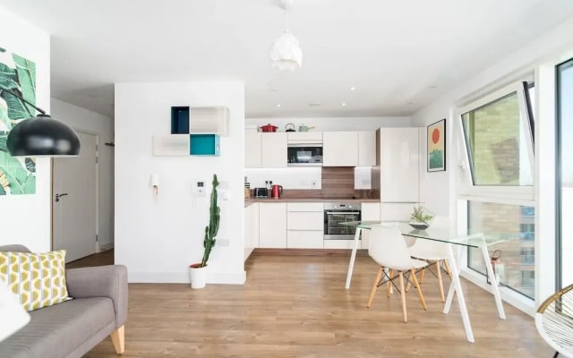 Lovely Studio Flat w/ Terrace in Southeast London