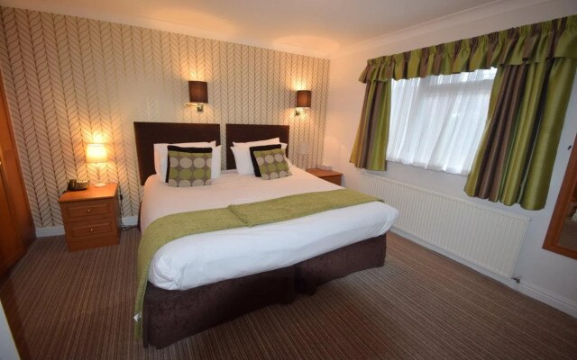 The Riverhill Hotel  Restaurant