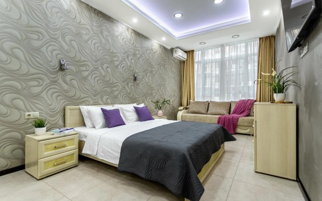 Sunny Home Apartments On Krymskaya Street 19K2