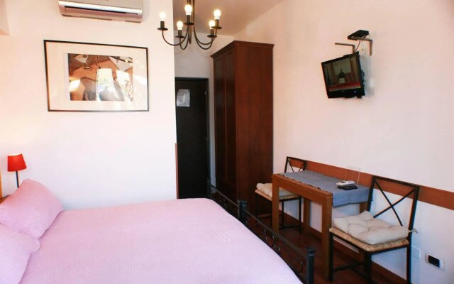 LT Rooms