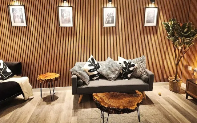 L1 Luxury Apartment