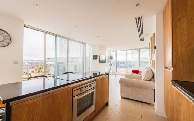 2 Bedroom Penthouse with Parking
