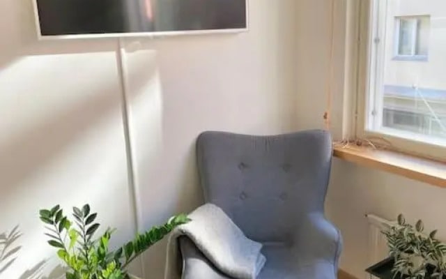 Lovely studio in the famous Design District area.