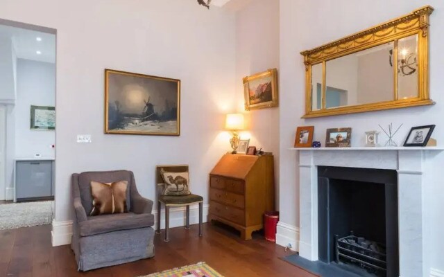 Fantastic Traditional 1bed Apartment Pimlico