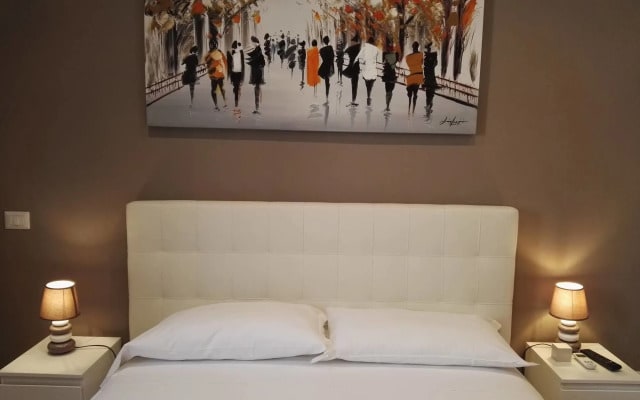 Tolli Rooms